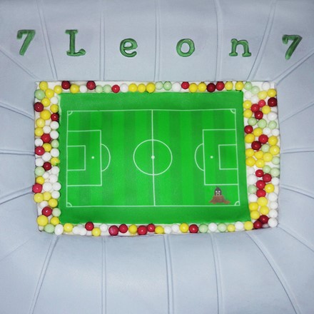 Fußball Stadion Torte online bestellen